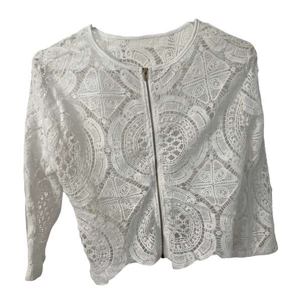 NWOT Lace Top or Jacket to wear over formal gown or as an overlay shirt Sz S - Picture 3 of 5